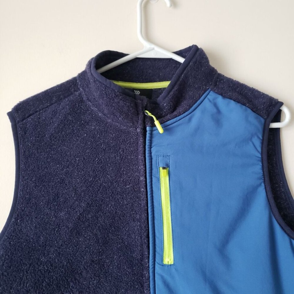 All In Motion Adventure Vest Full-Zip Youth XL 16 Blue Pockets Kids Boys NWT - Picture 2 of 11